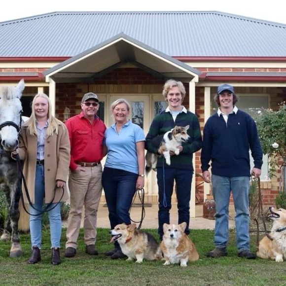 Meet your Posher, Cheryl - Picture 1 of 1